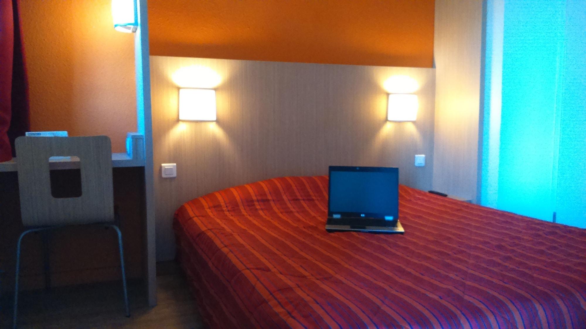 Premiere Classe Parc Des Expositions Hotel *